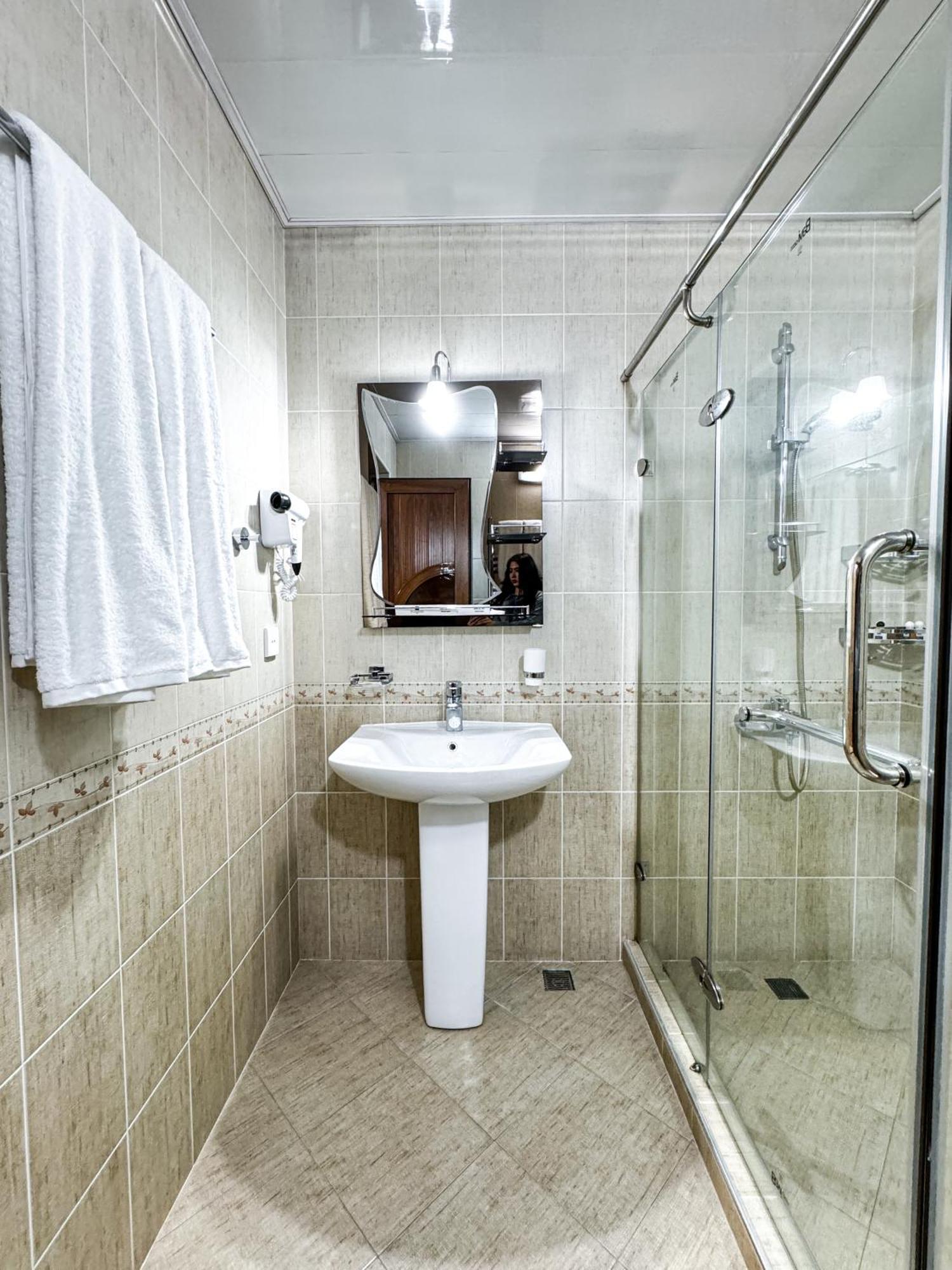 De Villa Hotel ซามาร์คันด์ ภายนอก รูปภาพ
